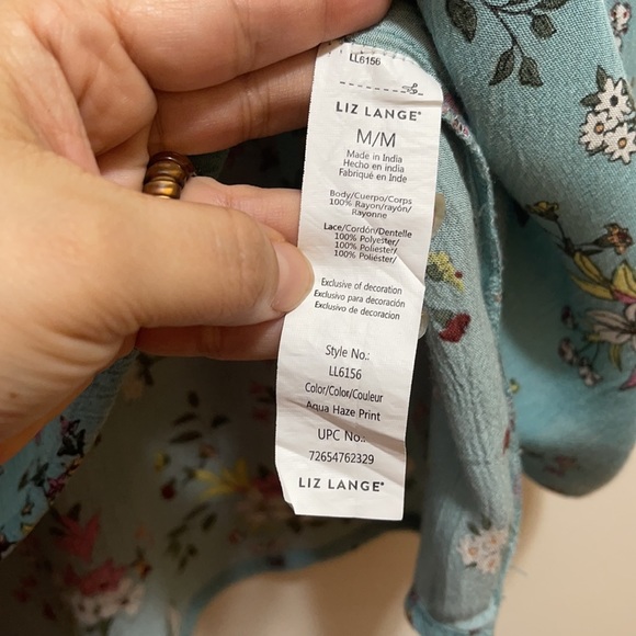 Liz Lange Maternity Teal and Floral and Ivory Floral Lace design Size Medium - Picture 6 of 12